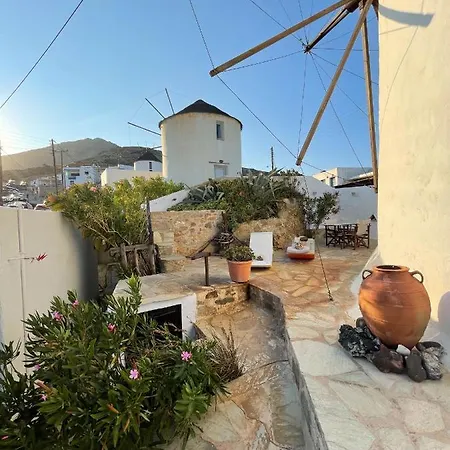 Semesterbostad The Windmill Serifos Town